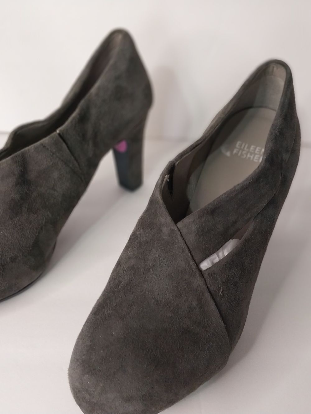 Eileen Fisher Charcoal Suede Block Heel Pumps Size 8.5